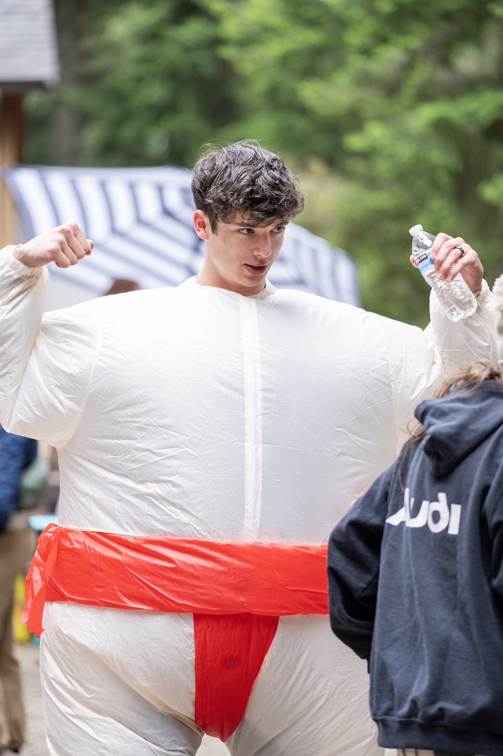 Artist Travel sponsor card